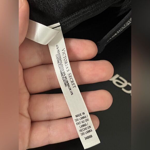 Victoria Secret VSX Knockout Black/Gray Front Zip Padded Sports Bra Size 34DDD - Picture 7 of 10